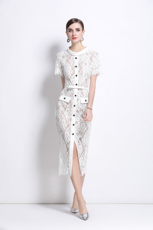 Vestido de encaje Blanca Slim Fit con cuello redondo y botones