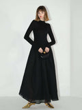 Vestido largo plisado negro liso